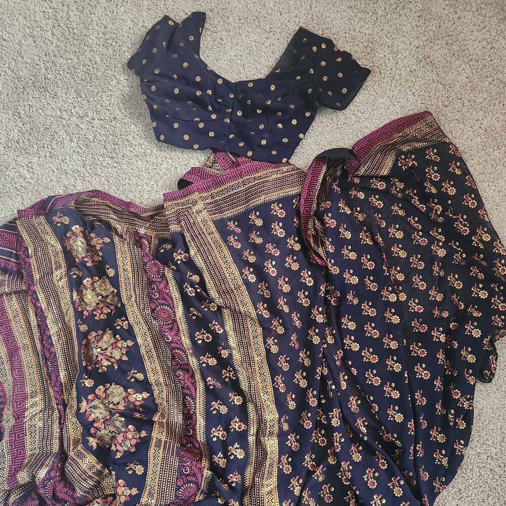 Print sari with blouse